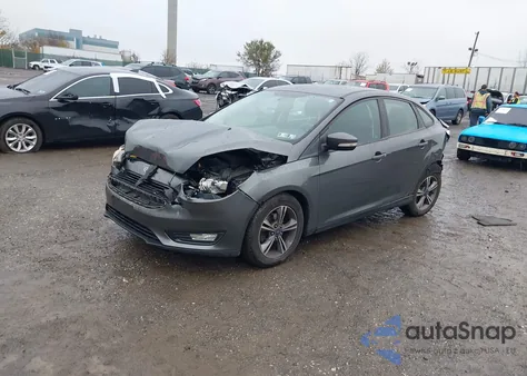 2017 Ford Focus Se z USA, uszkodzony, nr VIN 1FADP3FE2HL302648